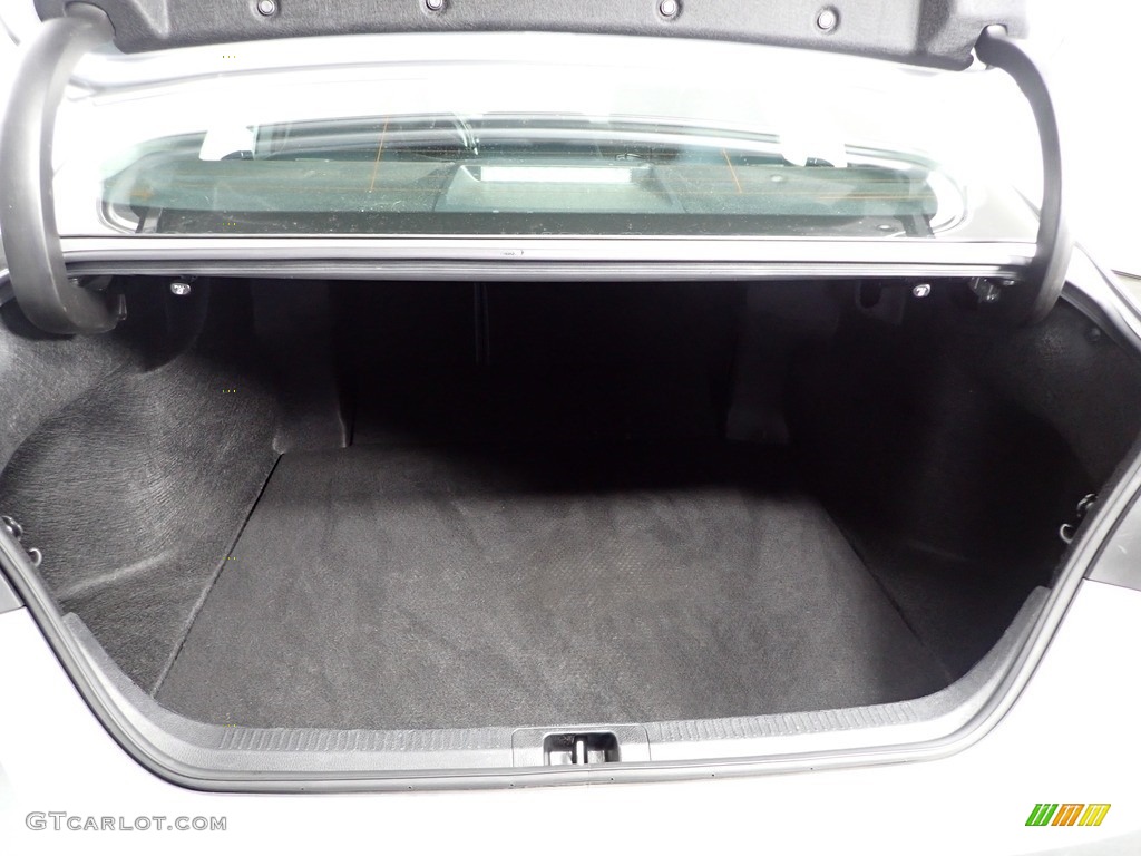 2019 Camry LE - Celestial Silver Metallic / Black photo #9