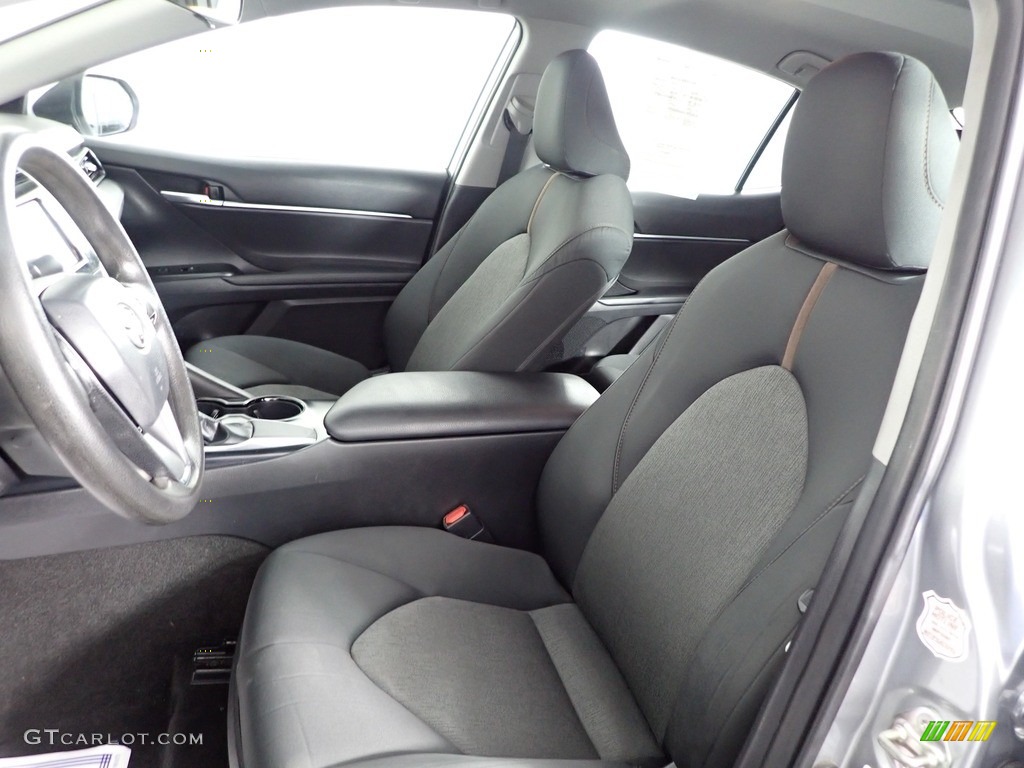 2019 Camry LE - Celestial Silver Metallic / Black photo #14