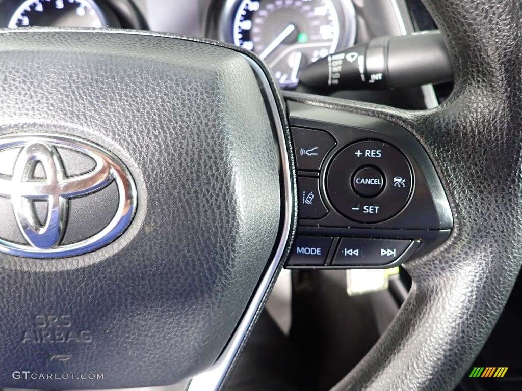 2019 Camry LE - Celestial Silver Metallic / Black photo #17