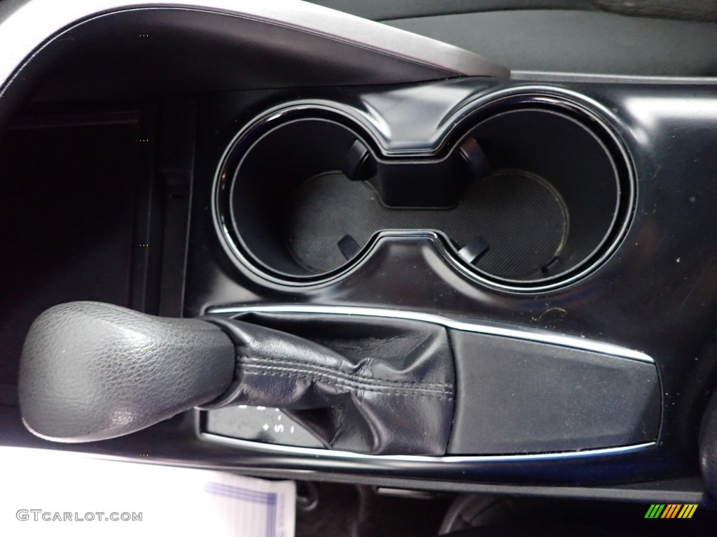 2019 Camry LE - Celestial Silver Metallic / Black photo #20