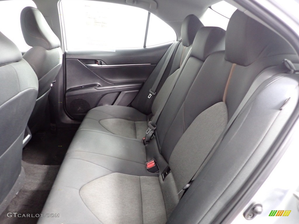 2019 Camry LE - Celestial Silver Metallic / Black photo #23