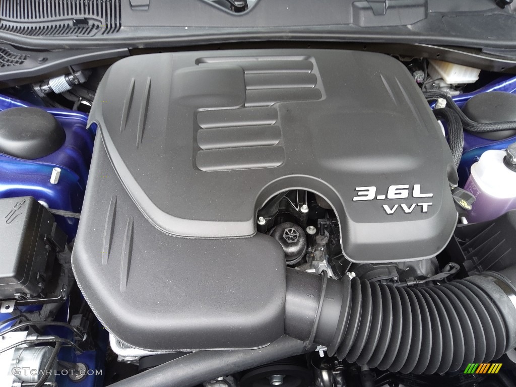 2022 Challenger SXT Blacktop - Indigo Blue / Black photo #9