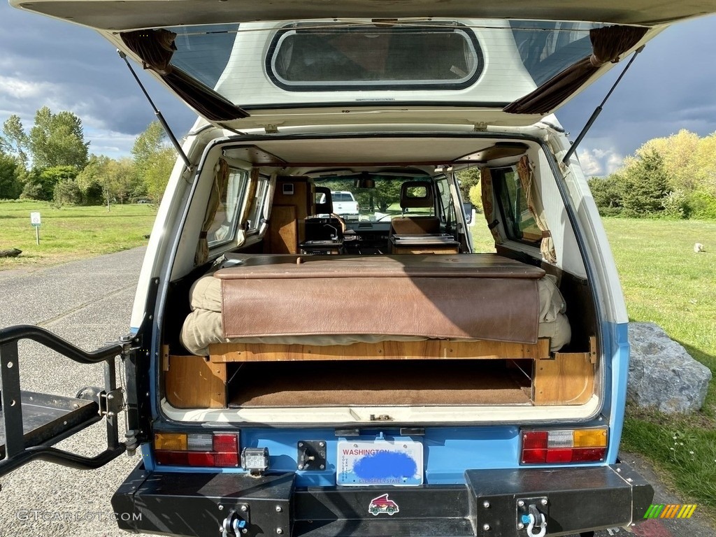 1984 Volkswagen Vanagon GL Trunk Photos