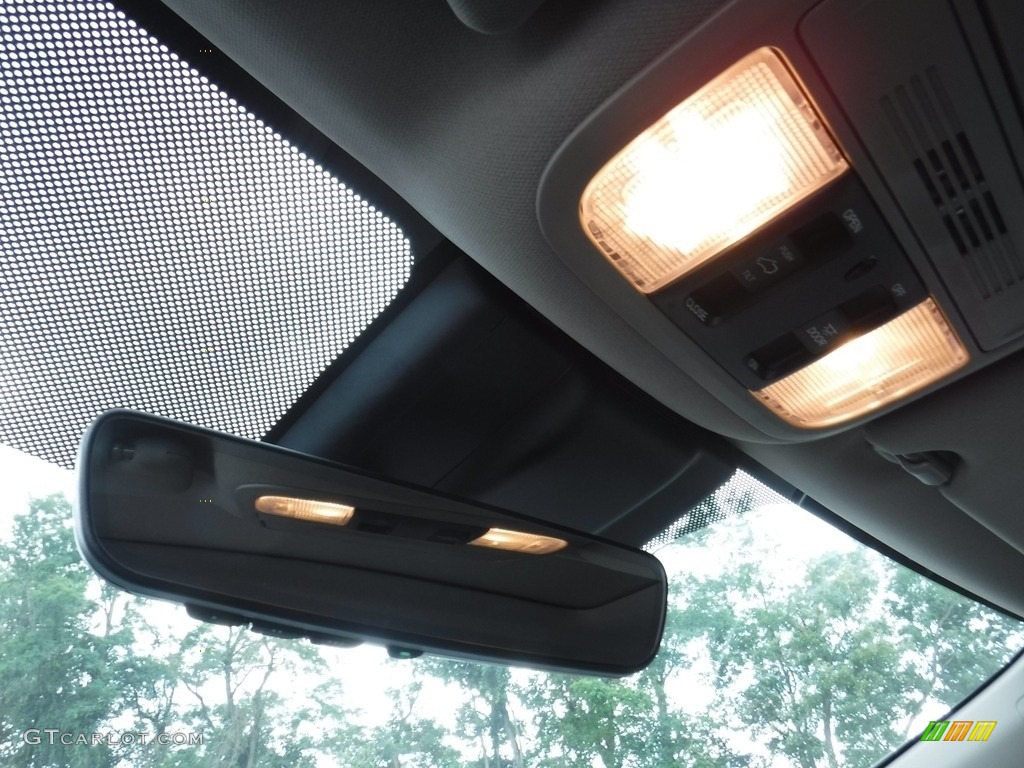 2018 Odyssey EX-L - Forest Mist Metallic / Beige photo #22