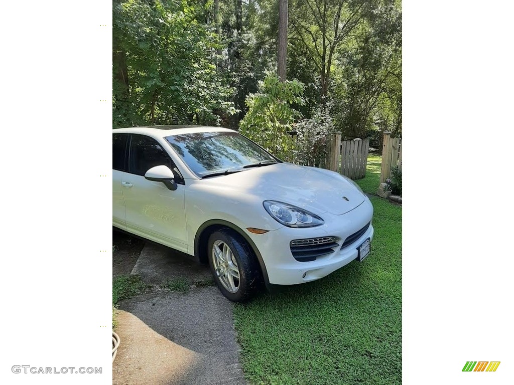 2014 Cayenne S - White / Black photo #2