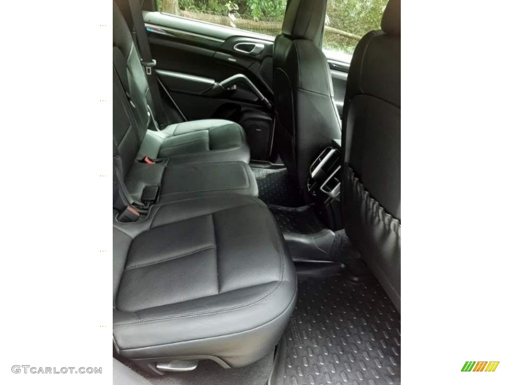 2014 Cayenne S - White / Black photo #12