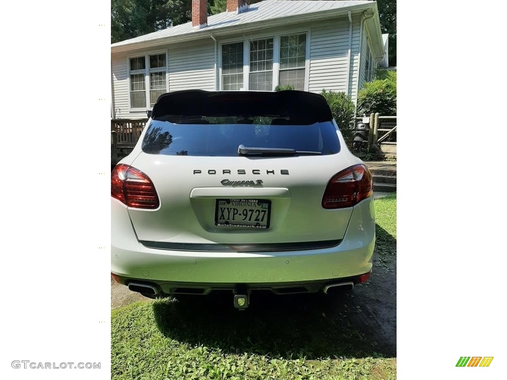 2014 Cayenne S - White / Black photo #17