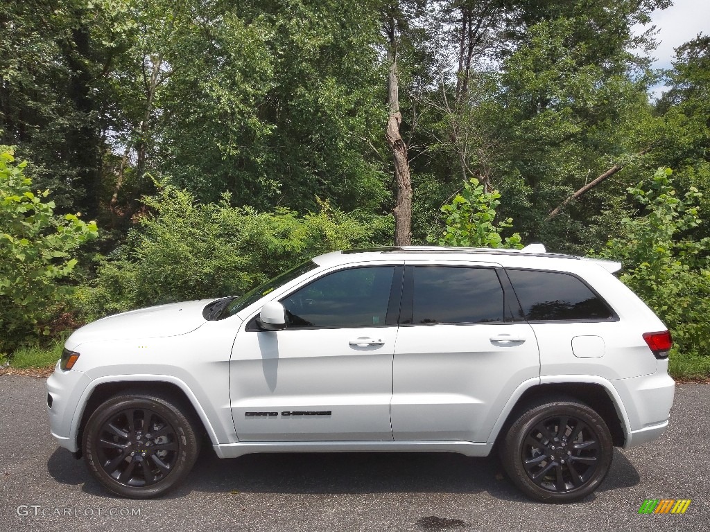 Bright White 2020 Jeep Grand Cherokee Altitude 4x4 Exterior Photo #144710190