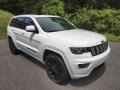 Front 3/4 View of 2020 Grand Cherokee Altitude 4x4