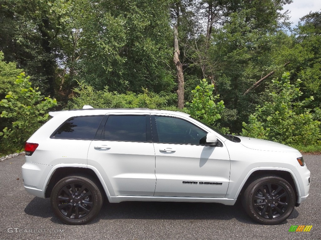 Bright White 2020 Jeep Grand Cherokee Altitude 4x4 Exterior Photo #144710271