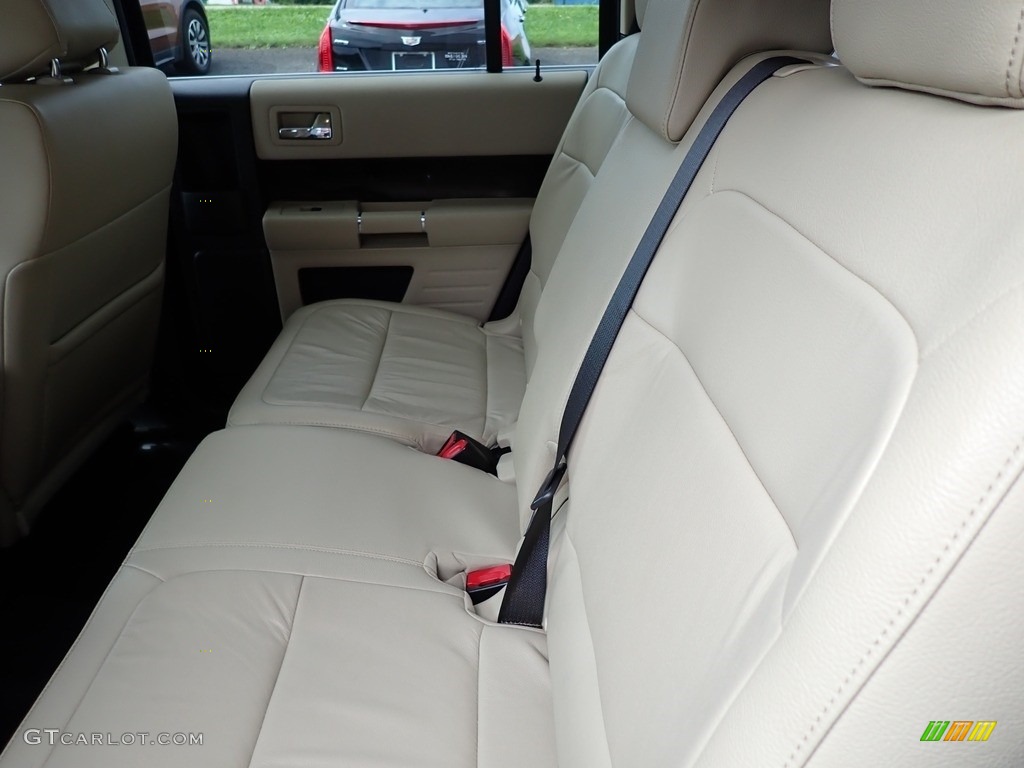 2018 Ford Flex SEL AWD Rear Seat Photos
