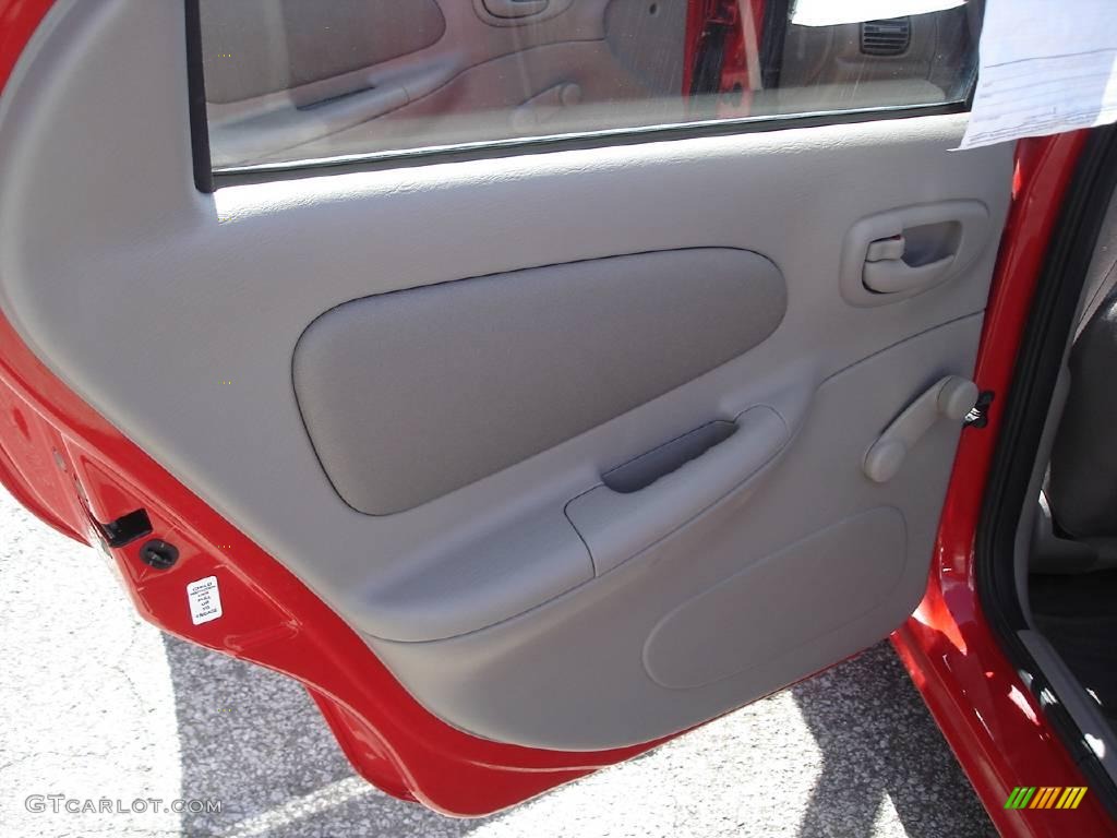 2004 Neon SE - Flame Red / Taupe photo #12