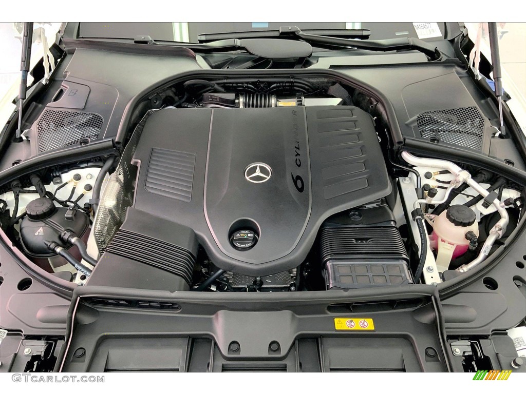 2022 Mercedes-Benz S 500 4Matic Sedan Engine Photos