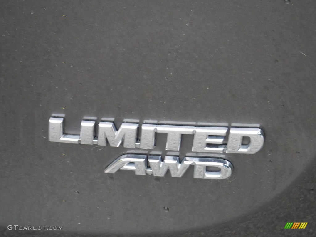 2015 RAV4 Limited AWD - Pyrite Mica / Black photo #17
