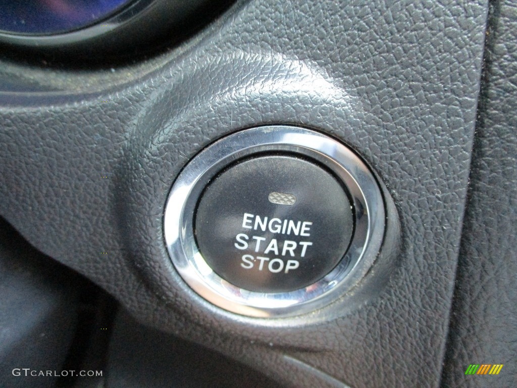 2015 Subaru Legacy 2.5i Limited Controls Photo #144716170