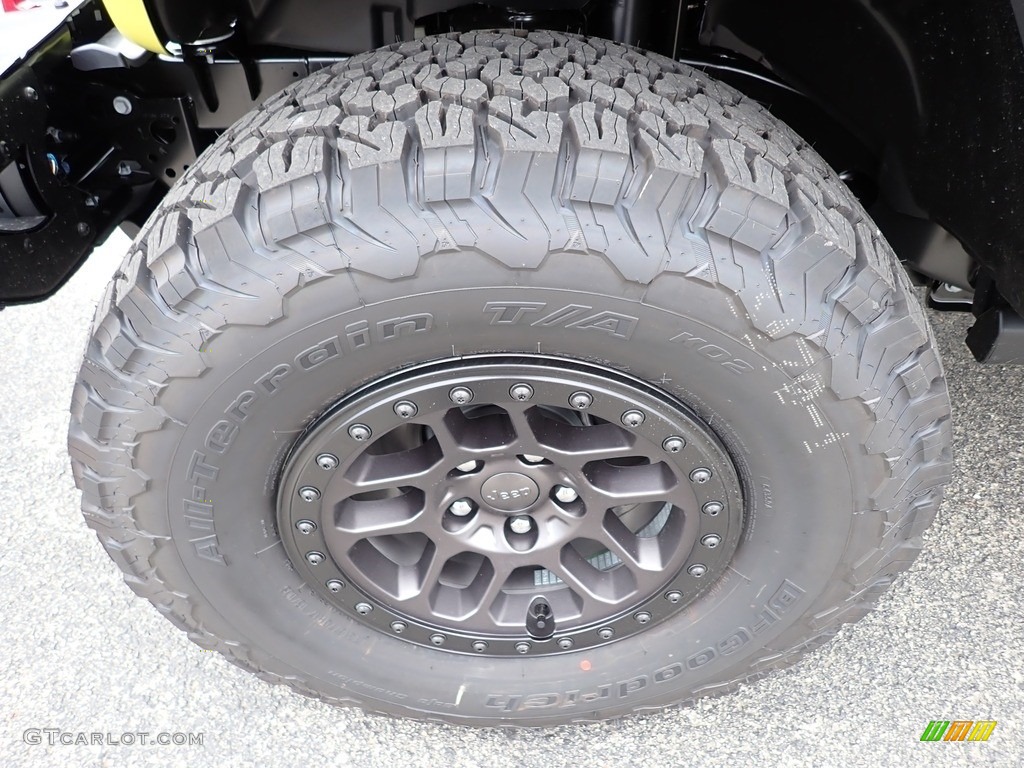2022 Jeep Wrangler Unlimited Rubicon 4x4 Wheel Photo #144718066