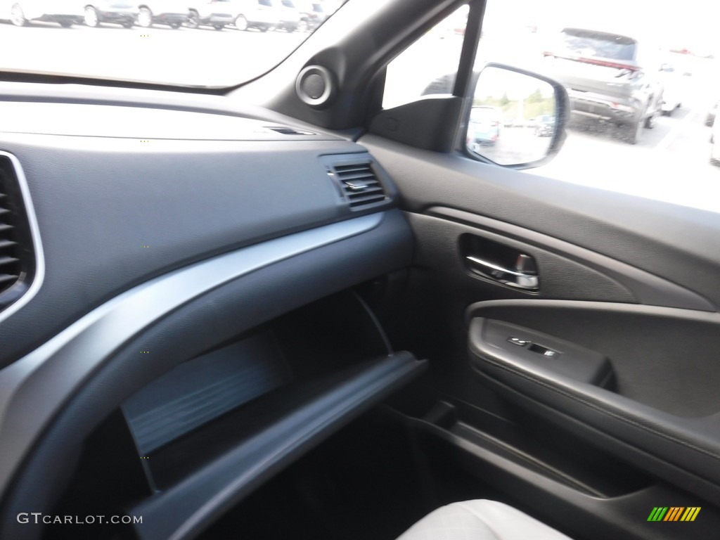2019 Passport EX-L AWD - Obsidian Blue Pearl / Black photo #29