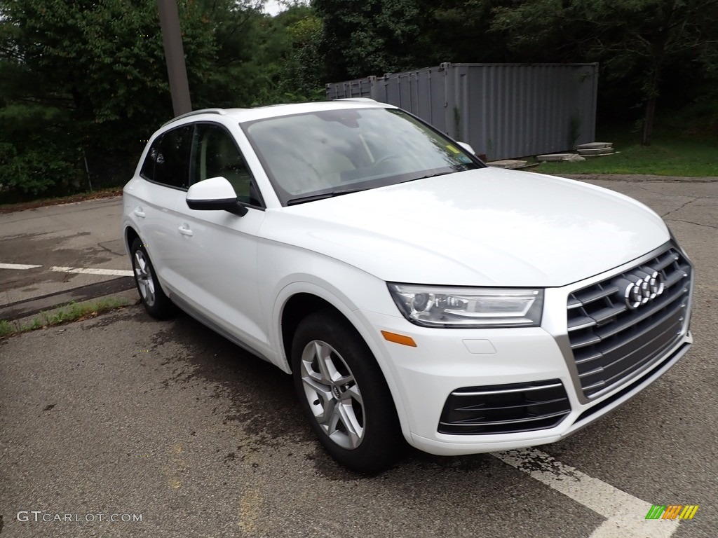 2018 Q5 2.0 TFSI Premium quattro - Ibis White / Black photo #3