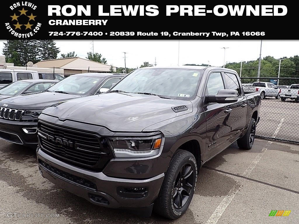 2020 1500 Big Horn Night Edition Crew Cab 4x4 - Granite Crystal Metallic / Black photo #1