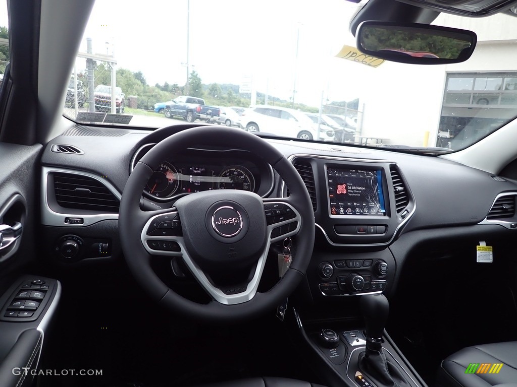 2022 Jeep Cherokee X 4x4 Black Dashboard Photo #144723109