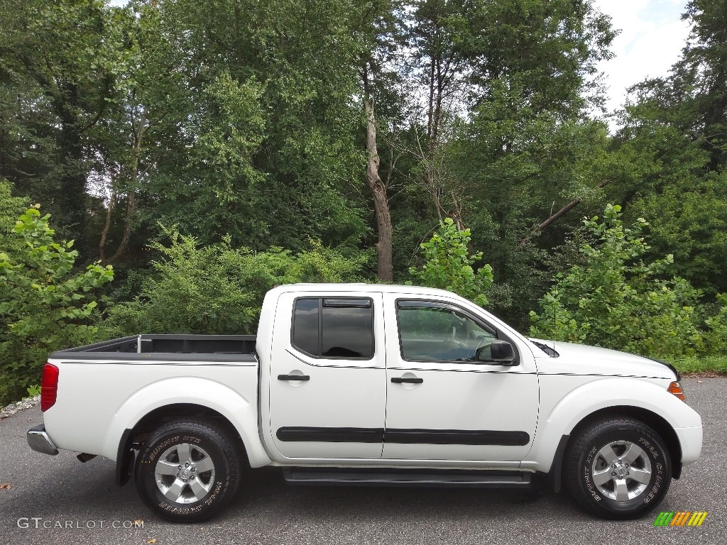 2012 Frontier SV Crew Cab - Avalanche White / Beige photo #5