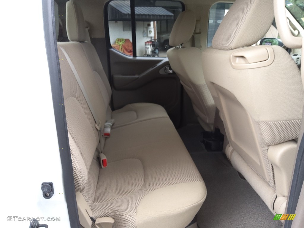 2012 Frontier SV Crew Cab - Avalanche White / Beige photo #14