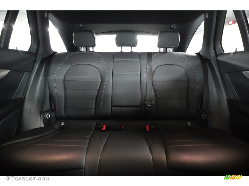 2019 GLC 300 - Mojave Silver Metallic / Black photo #35