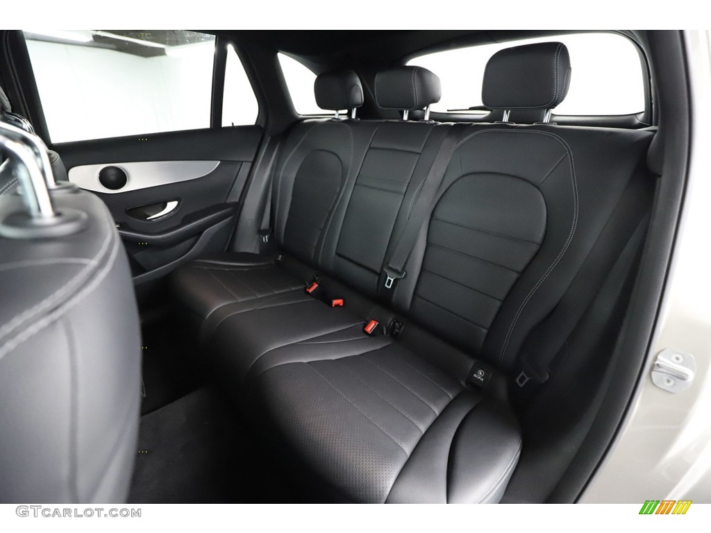2019 GLC 300 - Mojave Silver Metallic / Black photo #36