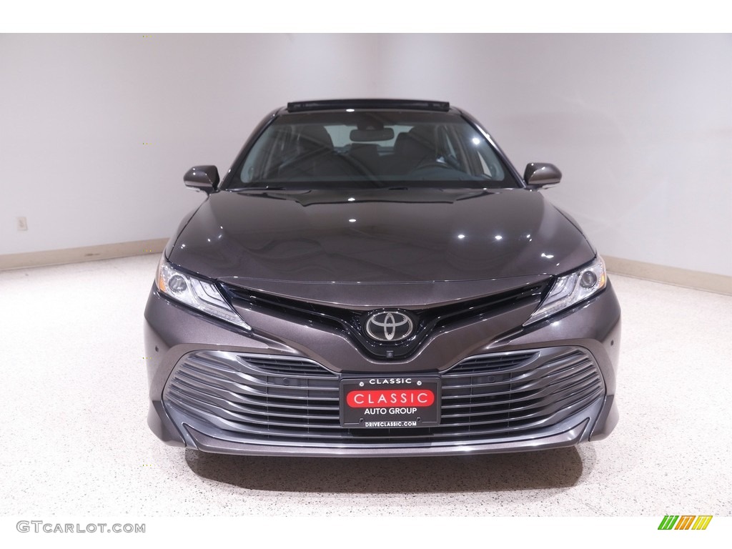 2018 Camry XLE - Brownstone / Black photo #2