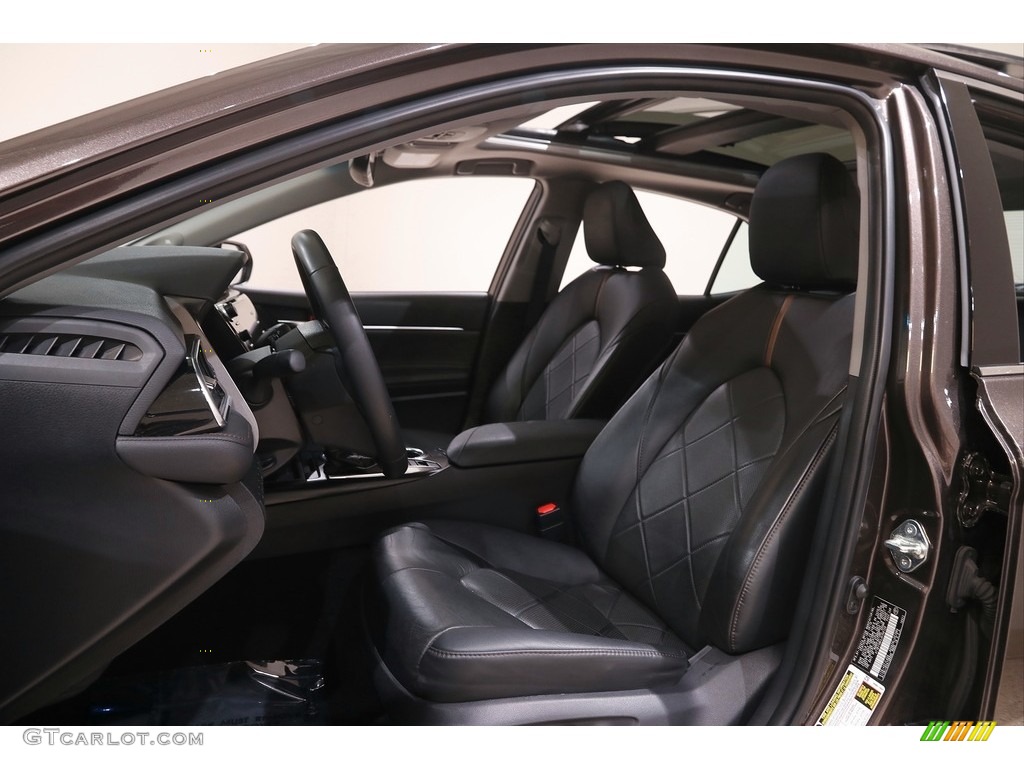 2018 Camry XLE - Brownstone / Black photo #5