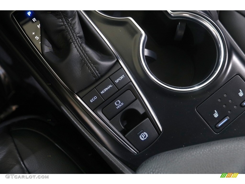 2018 Camry XLE - Brownstone / Black photo #13