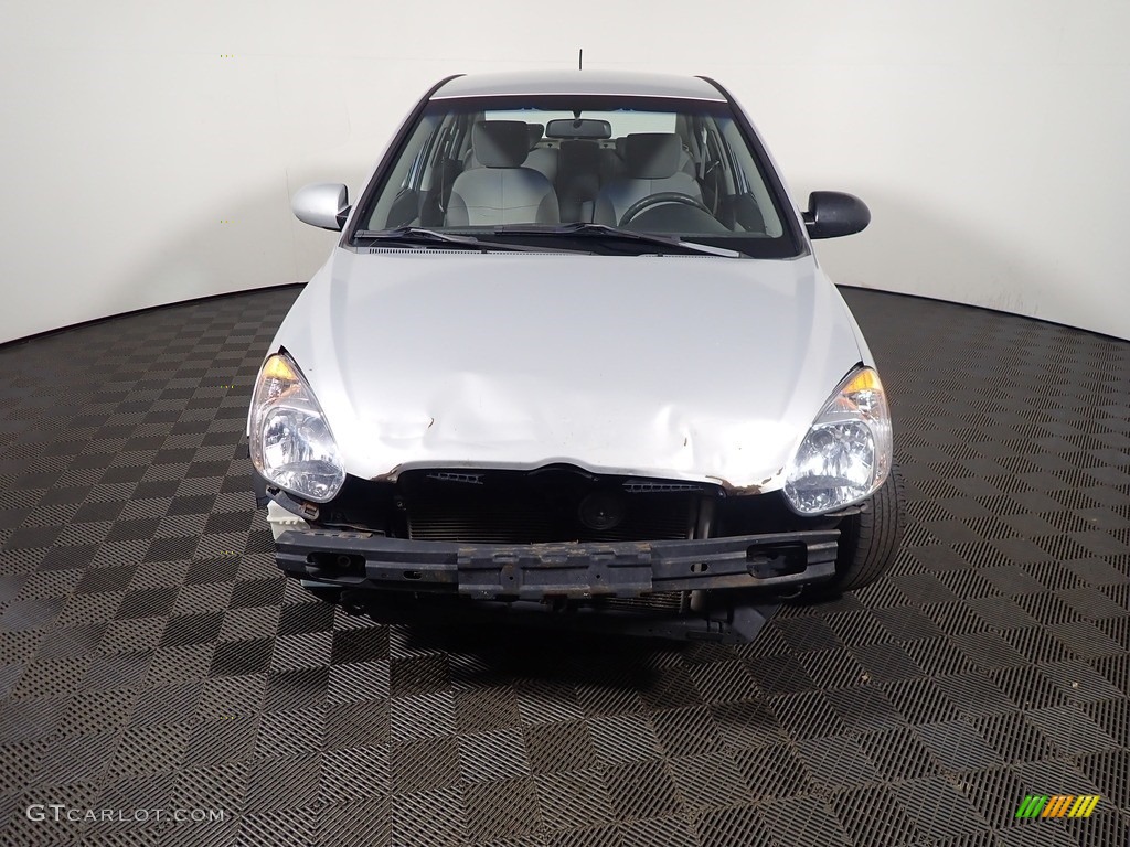 2009 Accent GLS 4 Door - Platinum Silver / Gray photo #4