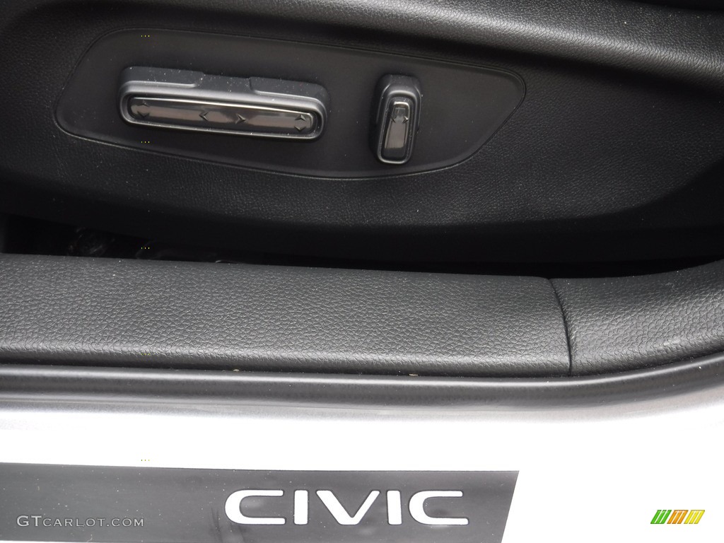 2022 Civic Sport Touring Hatchback - Lunar Silver Metallic / Gray photo #16