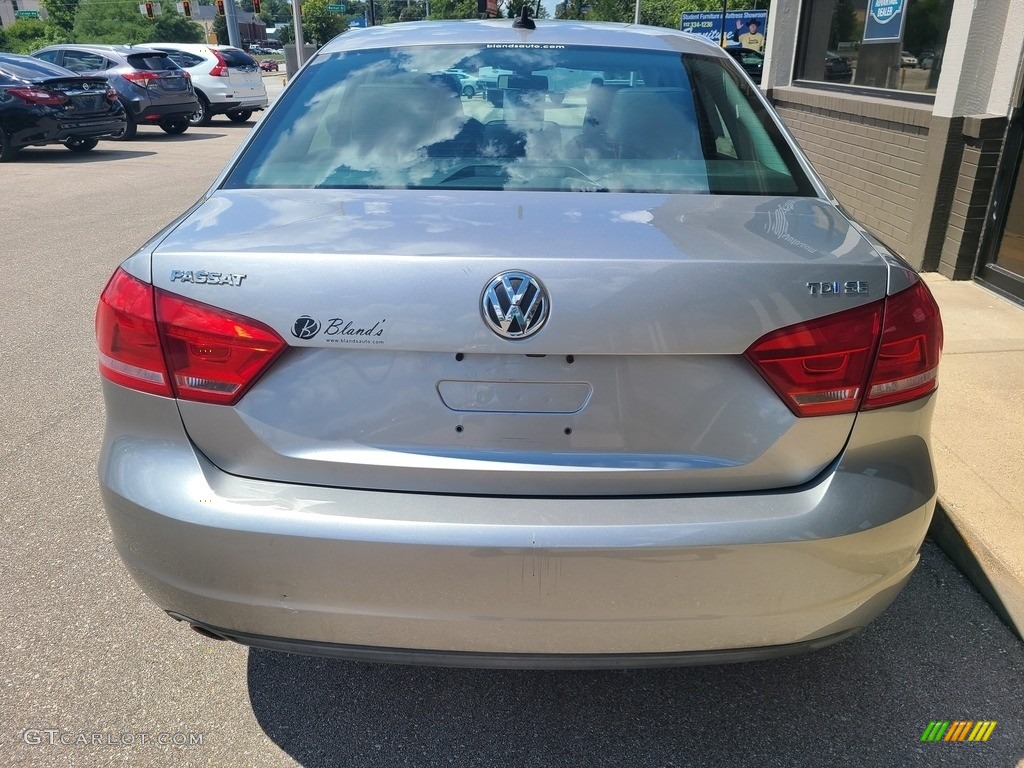 2014 Passat TDI SE - Tungsten Silver Metallic / Titan Black photo #32