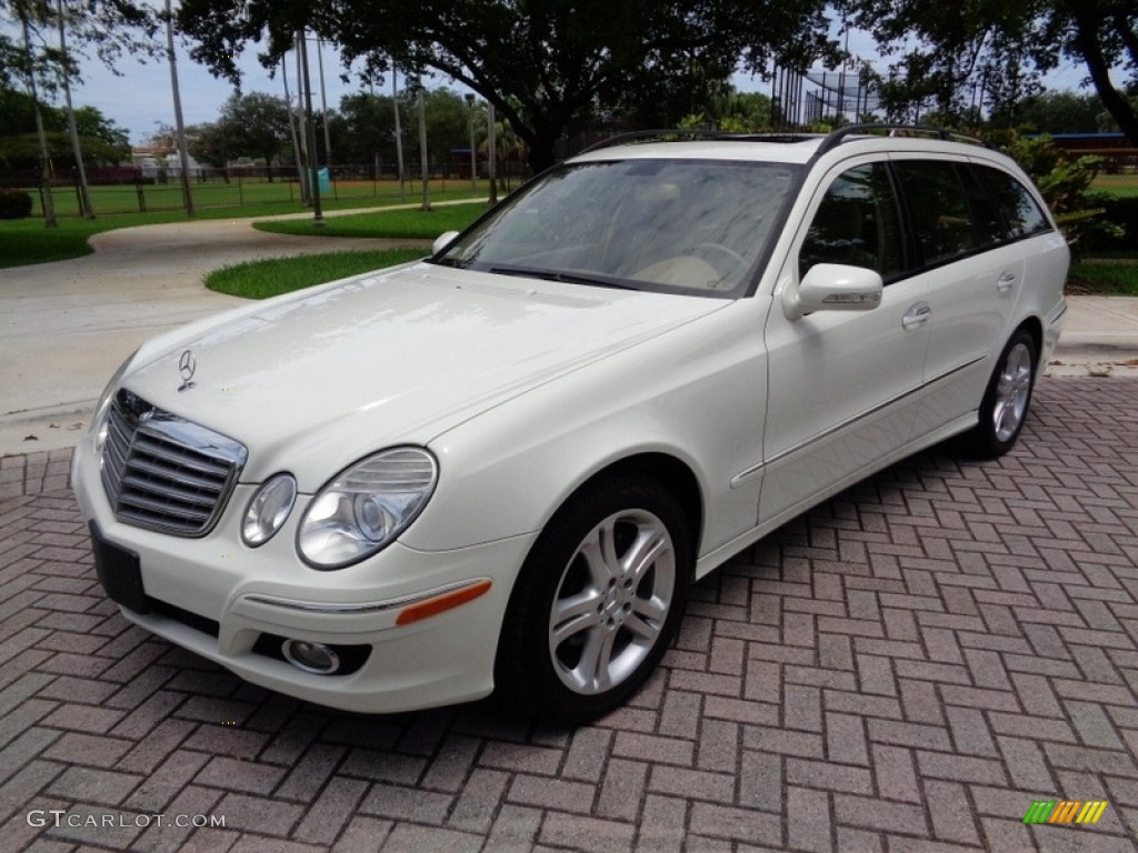 2007 E 350 4Matic Wagon - Arctic White / Cashmere photo #1