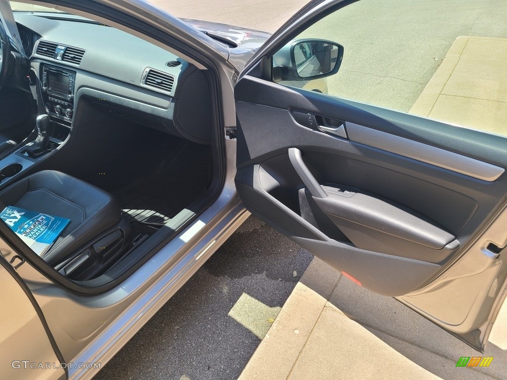 2014 Passat TDI SE - Tungsten Silver Metallic / Titan Black photo #40