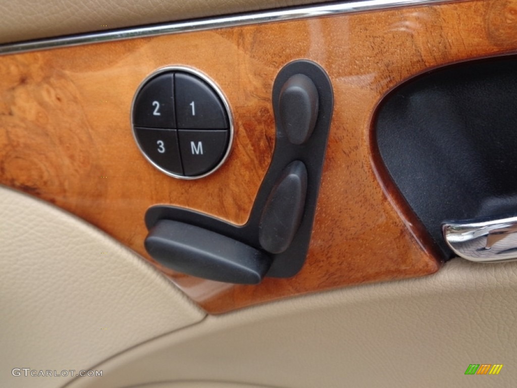 2007 E 350 4Matic Wagon - Arctic White / Cashmere photo #20