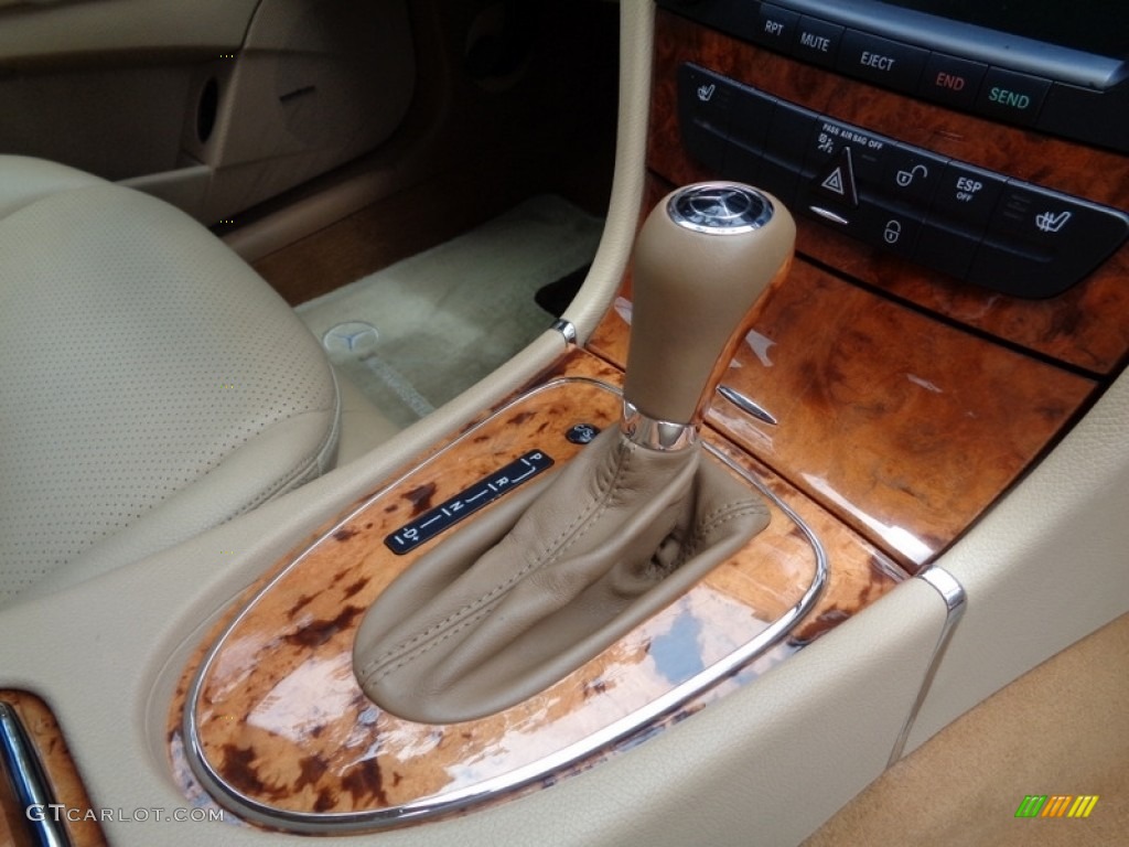 2007 E 350 4Matic Wagon - Arctic White / Cashmere photo #29
