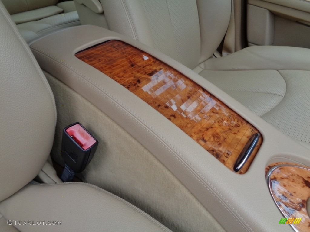 2007 E 350 4Matic Wagon - Arctic White / Cashmere photo #42
