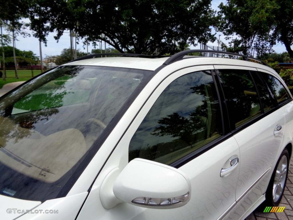 2007 E 350 4Matic Wagon - Arctic White / Cashmere photo #43