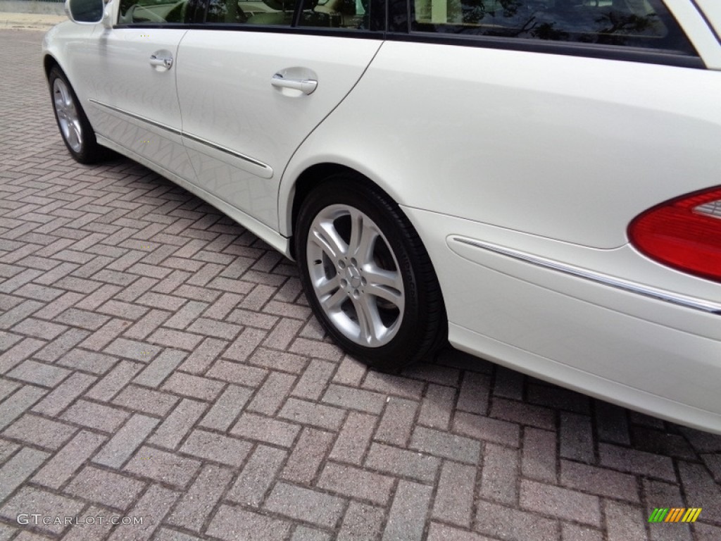 2007 E 350 4Matic Wagon - Arctic White / Cashmere photo #47
