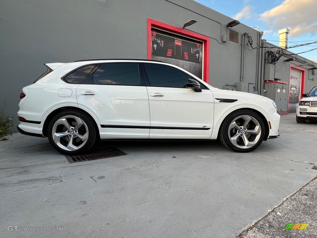 Glacier White 2022 Bentley Bentayga S Exterior Photo #144730972