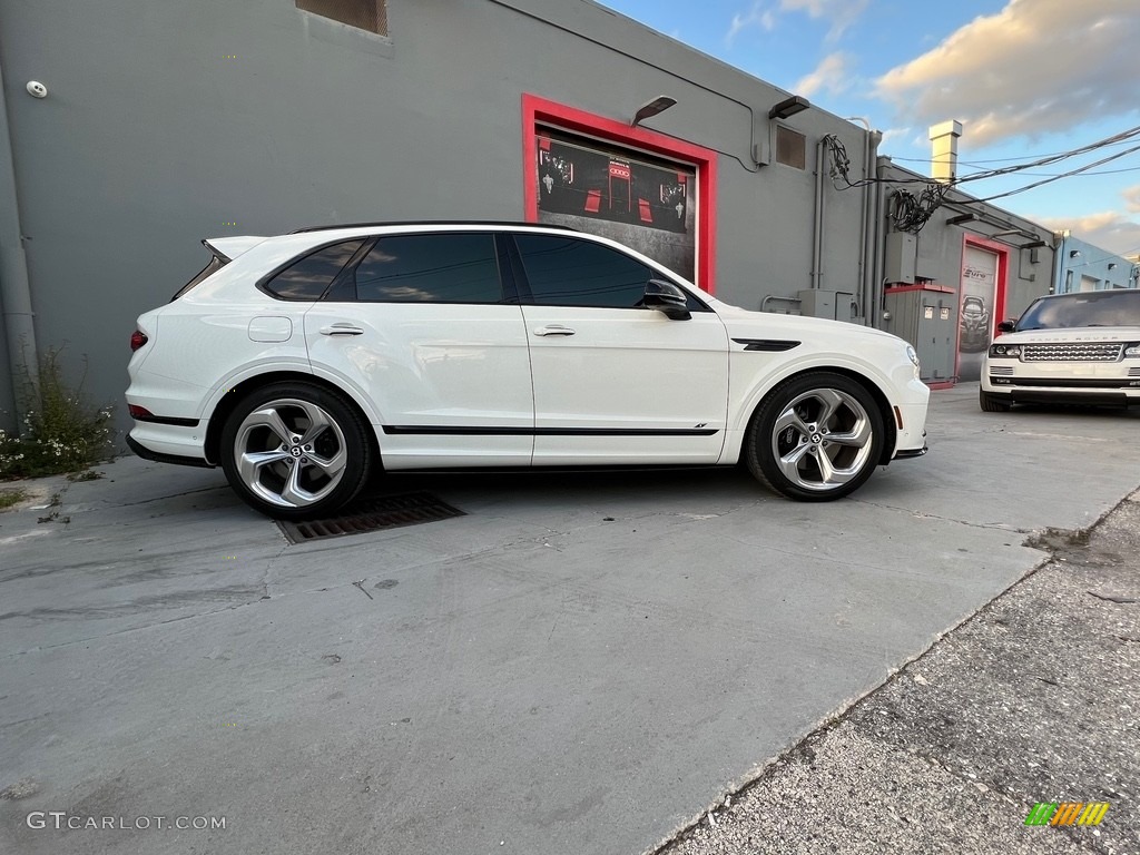 Glacier White 2022 Bentley Bentayga S Exterior Photo #144731122