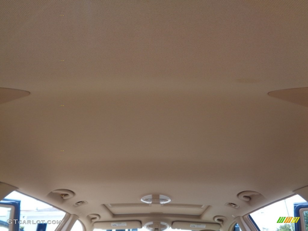 2007 E 350 4Matic Wagon - Arctic White / Cashmere photo #74