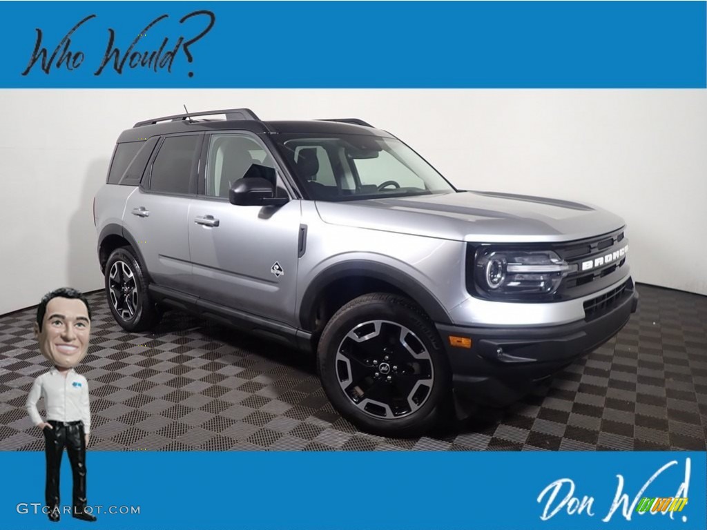 2021 Bronco Sport Outer Banks 4x4 - Iconic Silver Metallic / Navy Pier photo #1
