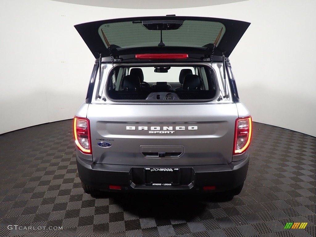 2021 Bronco Sport Outer Banks 4x4 - Iconic Silver Metallic / Navy Pier photo #12