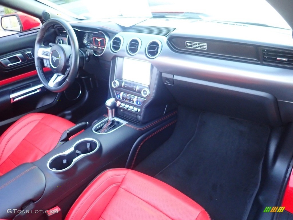 2020 Ford Mustang GT Premium Convertible Dashboard Photos