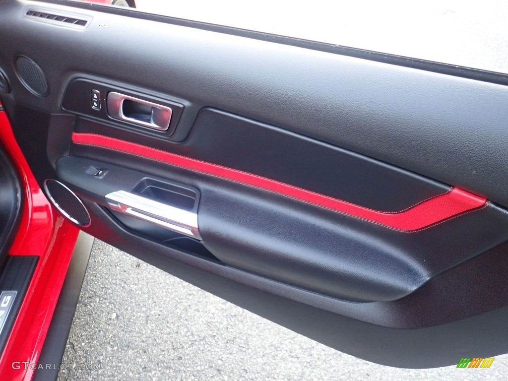 2020 Ford Mustang GT Premium Convertible Door Panel Photos