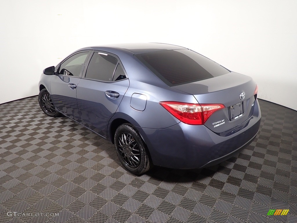 2019 Corolla LE - Falcon Gray metallic / Black photo #10
