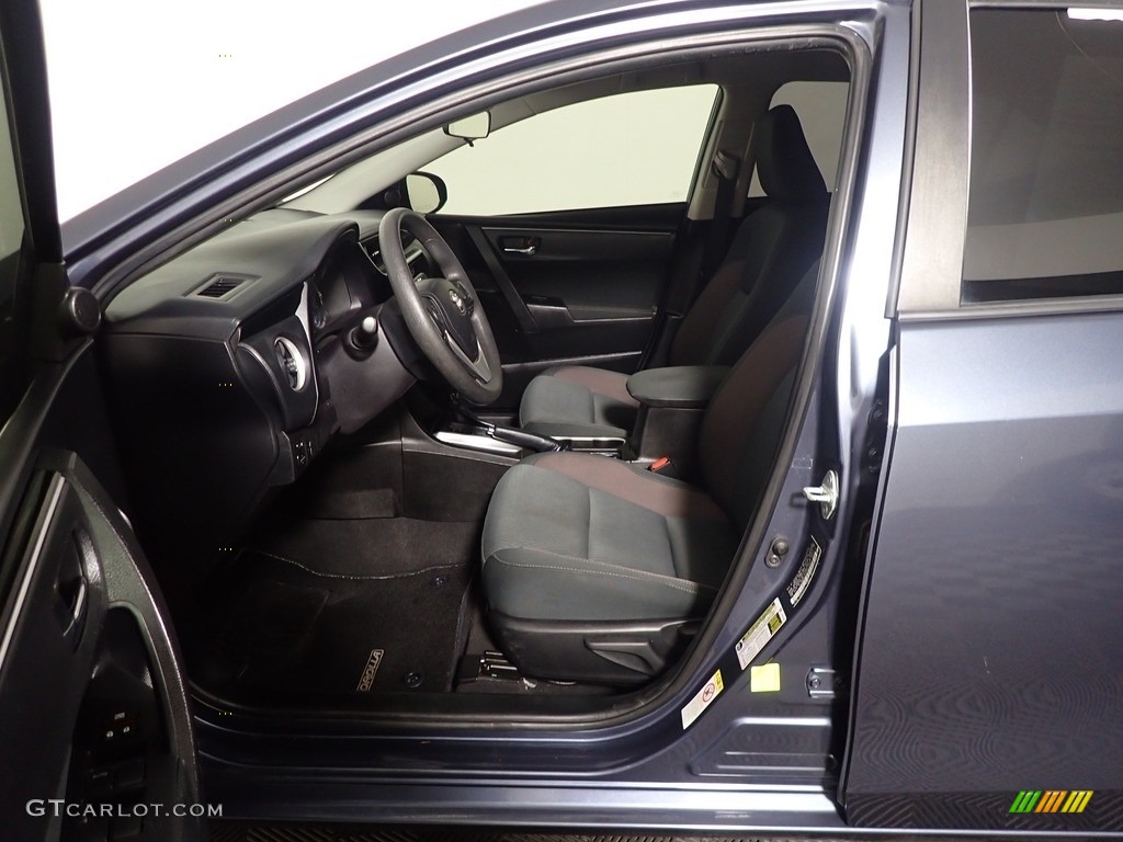 2019 Corolla LE - Falcon Gray metallic / Black photo #18